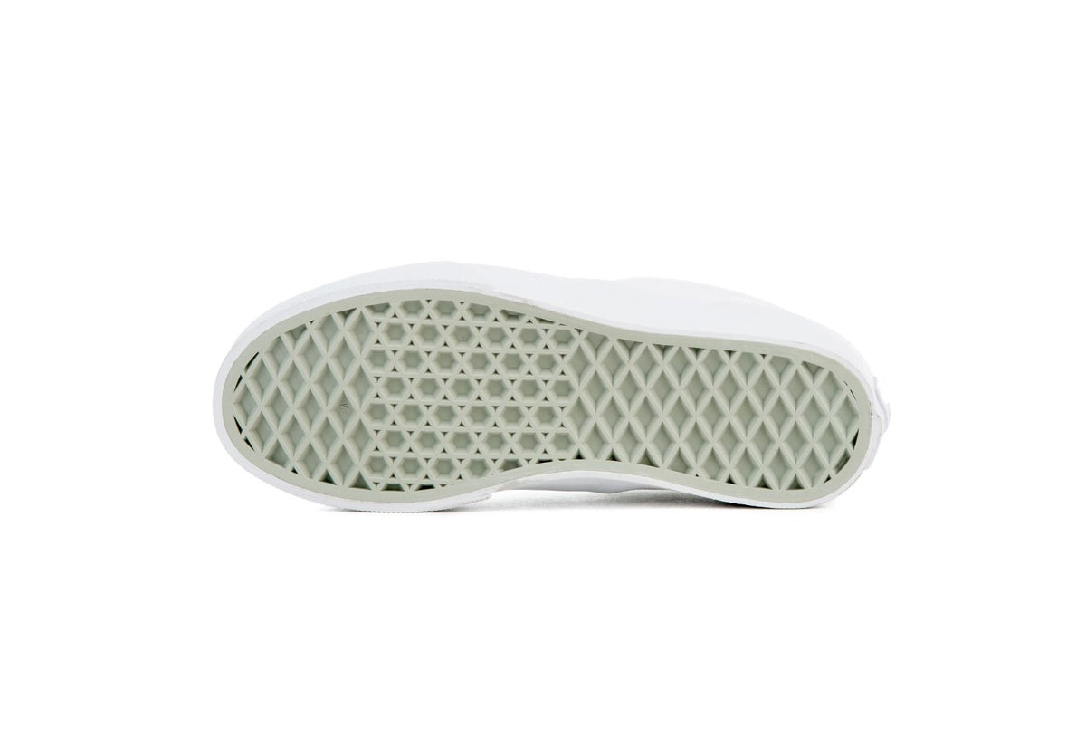 Vans Kids Classic Slip-On, True White (Kids)