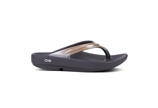 OOFOS Women's OOlala Sandal, Latte